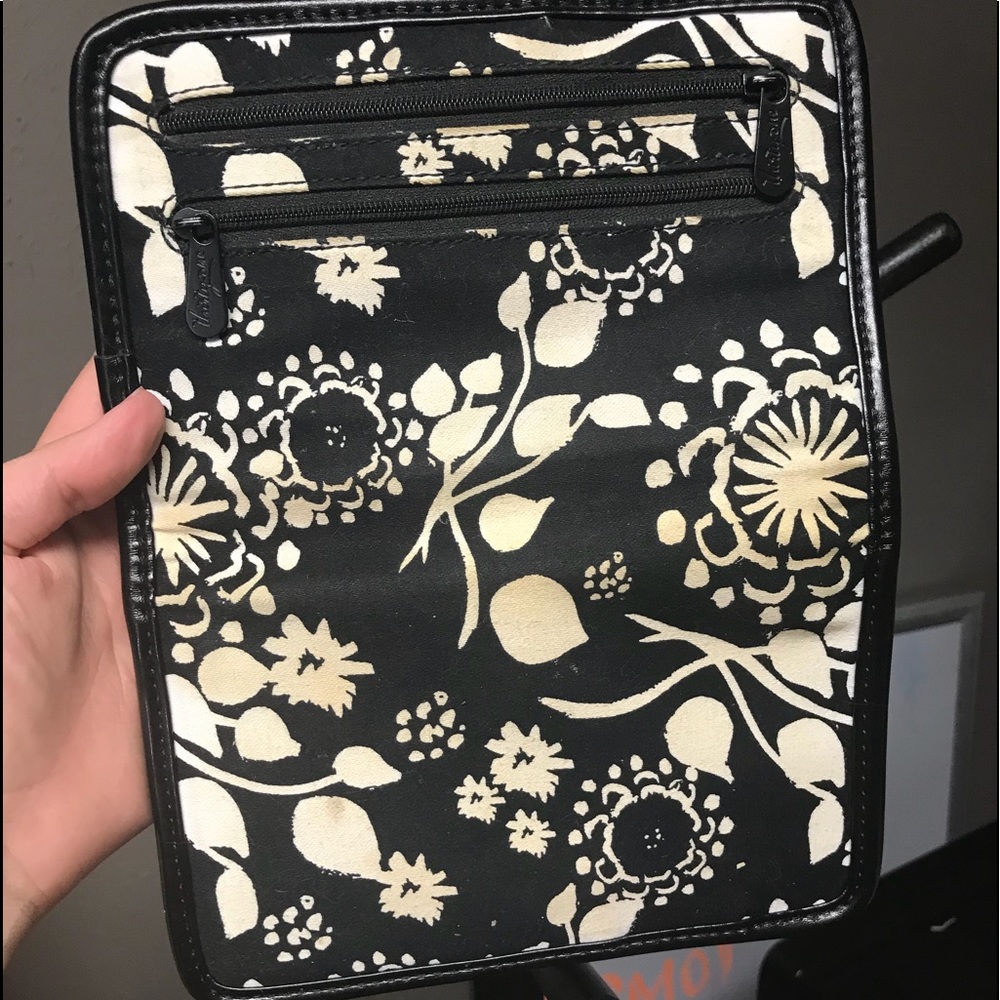 Wallet by 31